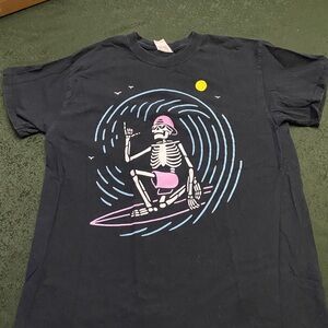 Black Skeleton Surfer Graphic Tee